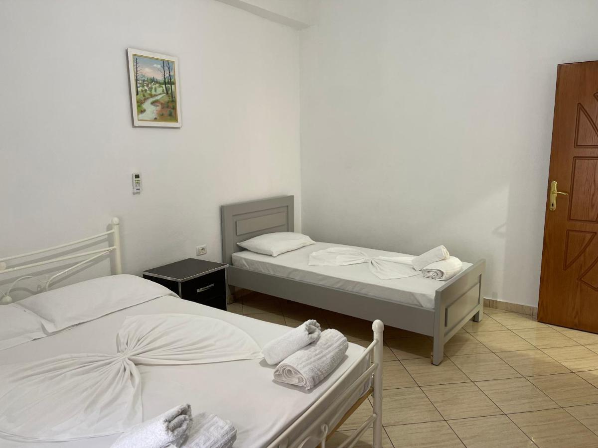 Villa Xhevdet Saranda Extérieur photo