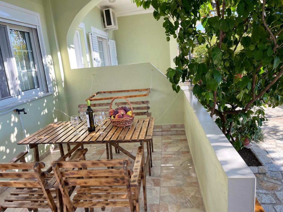 Villa Xhevdet Saranda Extérieur photo